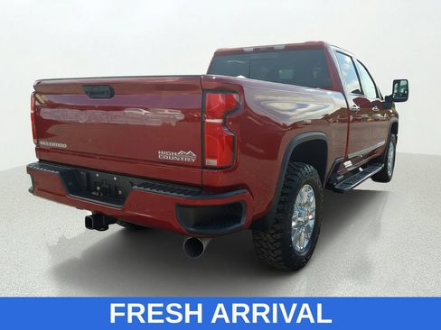 Used 2024 Chevrolet Silverado 2500 High Country w/ Technology Package AWD/4WD image 7