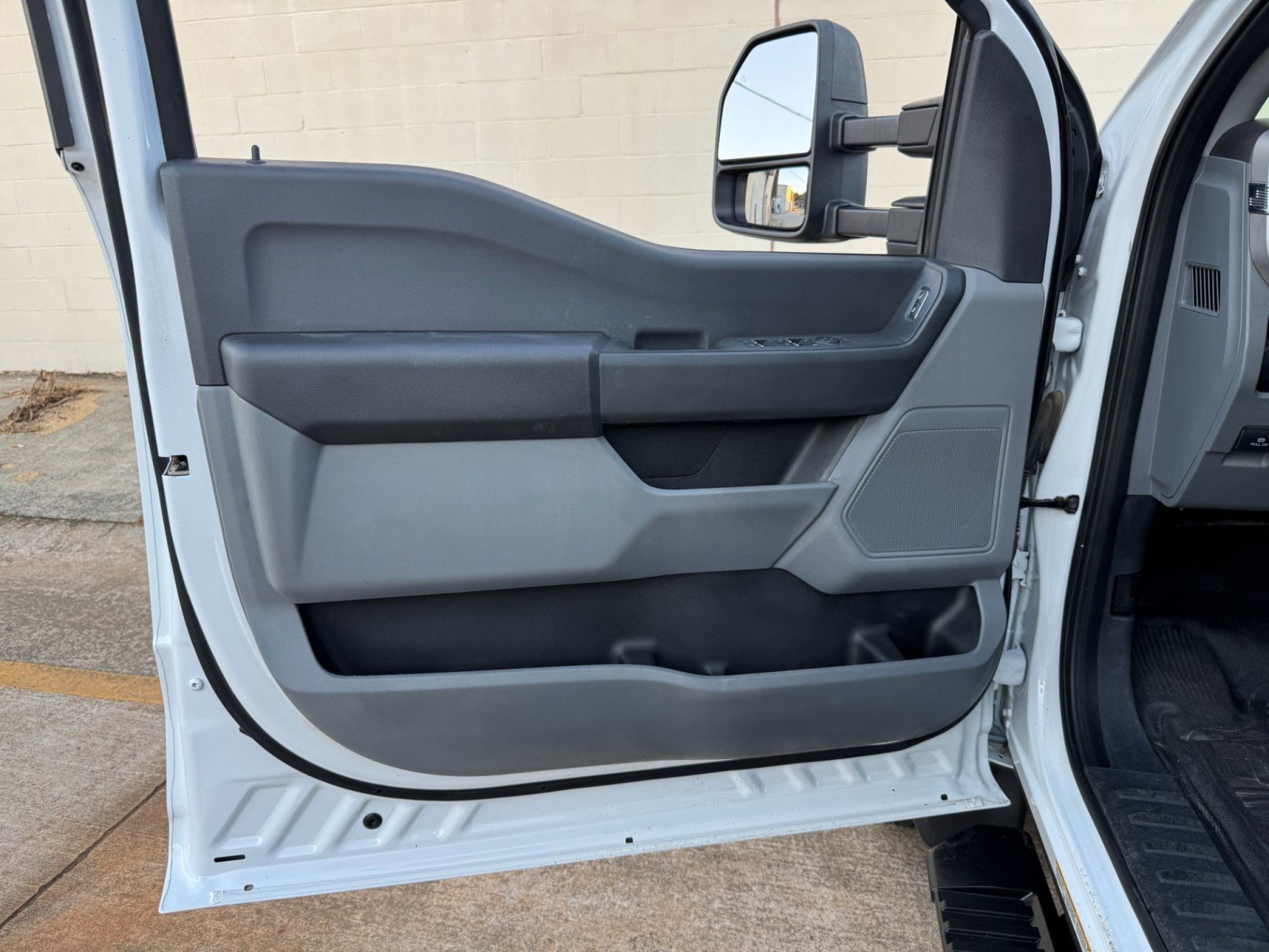 Used 2024 Ford F450 XL RWD image 41