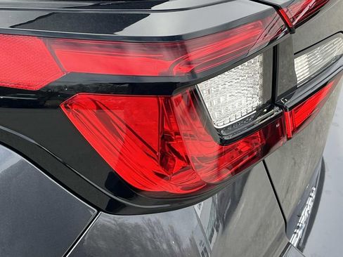 Used 2024 Subaru Impreza 2.0i image 10