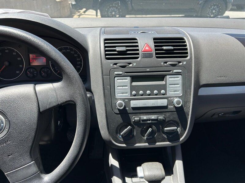 Used 2007 Volkswagen Jetta 2.5 FWD image 12