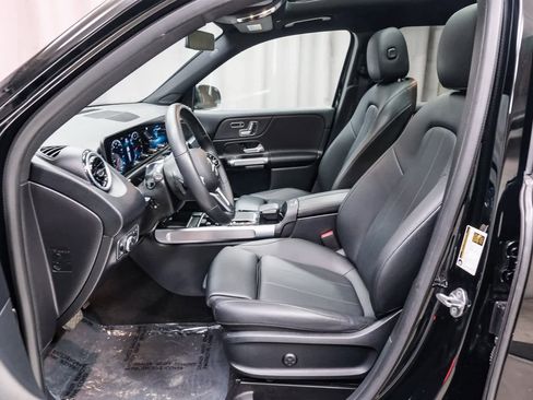 Certified 2023 Mercedes-Benz GLB 250 image 19