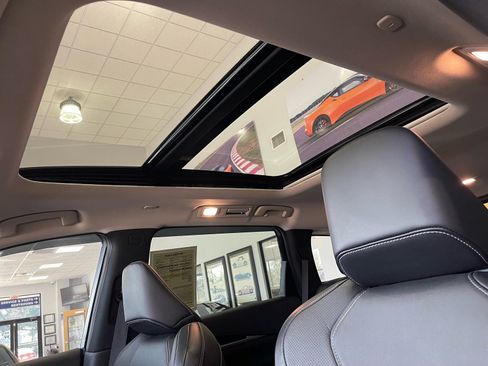 Used 2025 INFINITI QX60 Pure w/ Cargo Package FWD image 28