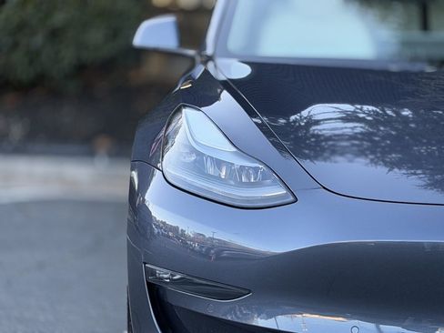 Used 2022 Tesla Model 3 Long Range image 4