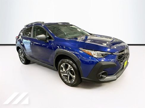 Used 2026 Subaru Crosstrek 2.5i Premium AWD/4WD image 3