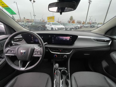 Used 2025 Buick Encore GX Preferred image 33
