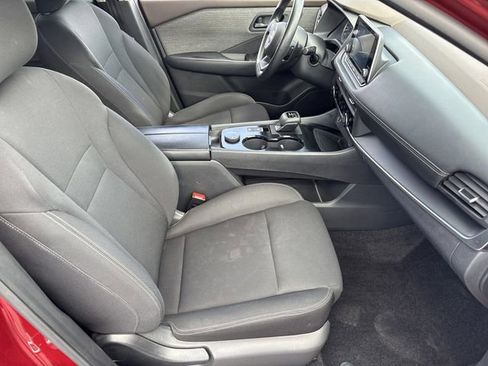 Used 2023 Nissan Rogue S AWD/4WD image 25