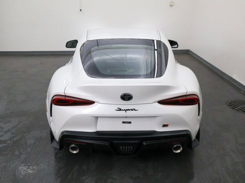 Used 2026 Toyota Supra Premium w/ Driver Assist Package RWD image 10