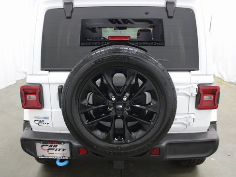 Used 2024 Jeep Wrangler Sahara 4xe image 7