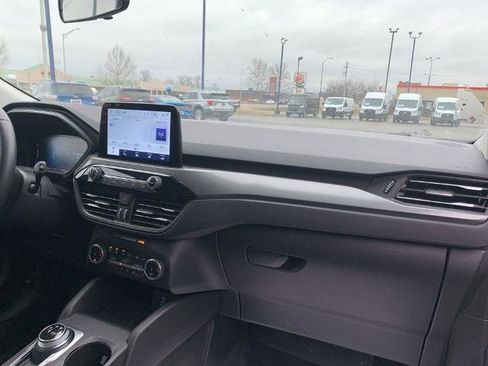 Certified 2023 Ford Escape Active AWD/4WD image 34