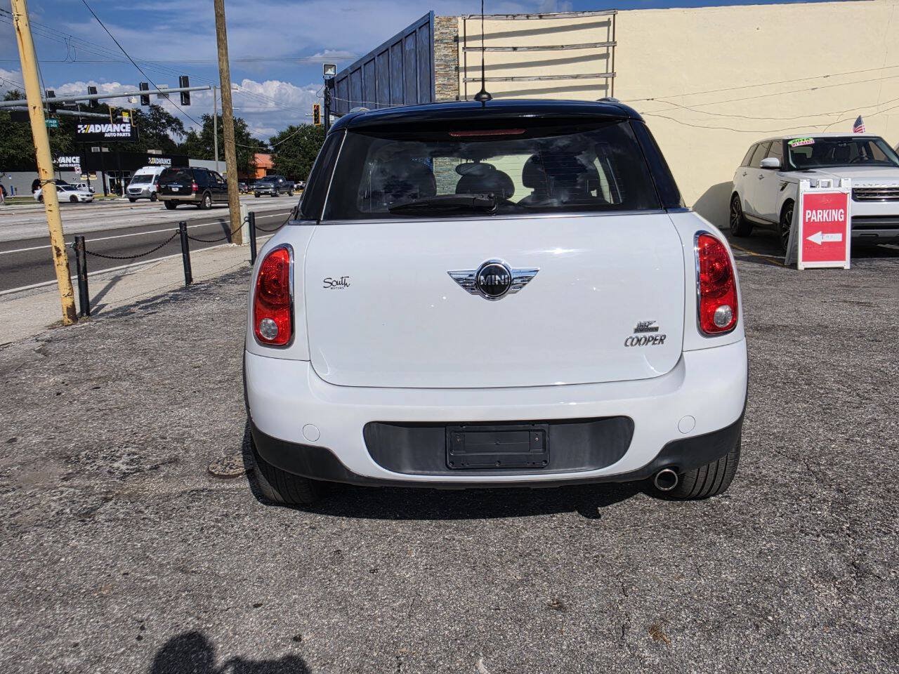 Used 2013 MINI Cooper Countryman FWD image 6