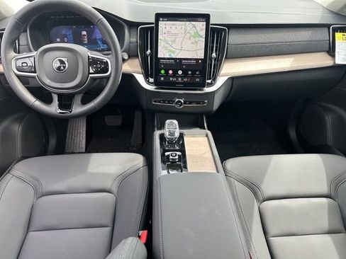 New 2026 Volvo XC90 B6 Plus w/ Protection Package Premier image 12