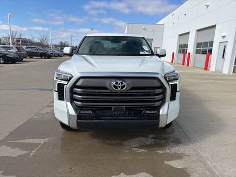 Used 2024 Toyota Tundra Limited image 2