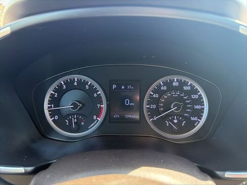 Used 2020 Hyundai Santa Fe SE FWD image 37