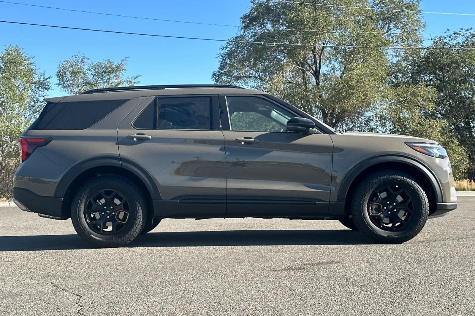 New 2027 Ford Explorer Tremor w/ Tremor Convenience Package AWD/4WD image 8