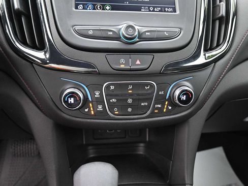 Used 2024 Chevrolet Equinox RS w/ LPO, Floor Liner Package AWD/4WD image 9
