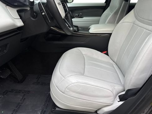 Used 2024 Land Rover Range Rover Sport SE AWD/4WD image 26