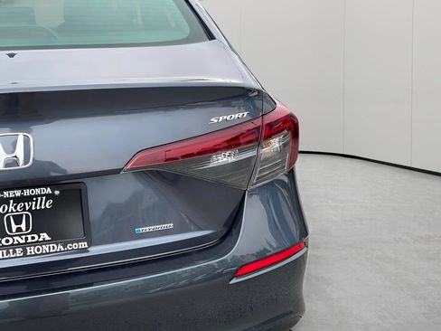 Used 2025 Honda Civic Sport Touring image 6