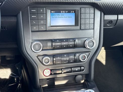 Used 2021 Ford Mustang Coupe image 20