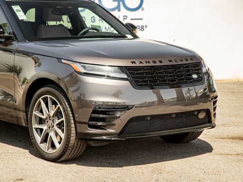 New 2026 Land Rover Range Rover Velar Dynamic SE image 5
