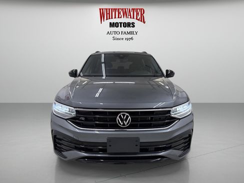 Used 2023 Volkswagen Tiguan SE R-Line image 6