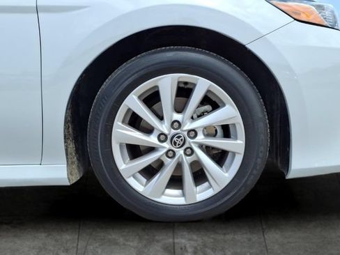 Used 2023 Toyota Camry LE FWD image 9