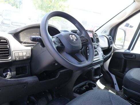 Used 2025 RAM ProMaster 2500 w/ Convenience Group FWD image 10