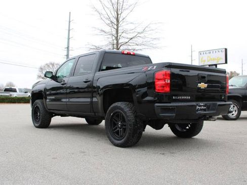 Used 2018 Chevrolet Silverado 1500 LT w/ All Star Edition image 6