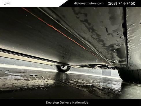 Used 2022 Tesla Model Y Performance image 42