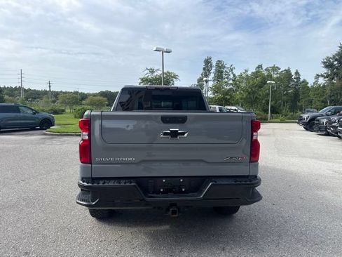 Used 2024 Chevrolet Silverado 1500 ZR2 w/ Technology Package AWD/4WD image 5