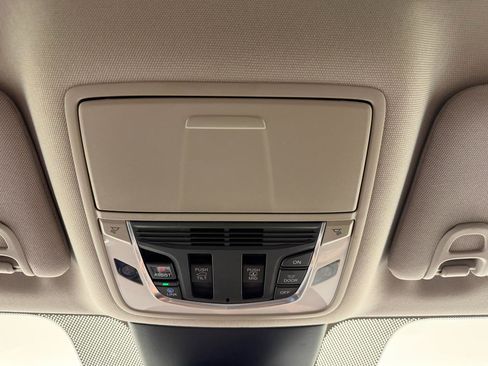 Used 2022 Acura MDX w/ Technology Package FWD image 33