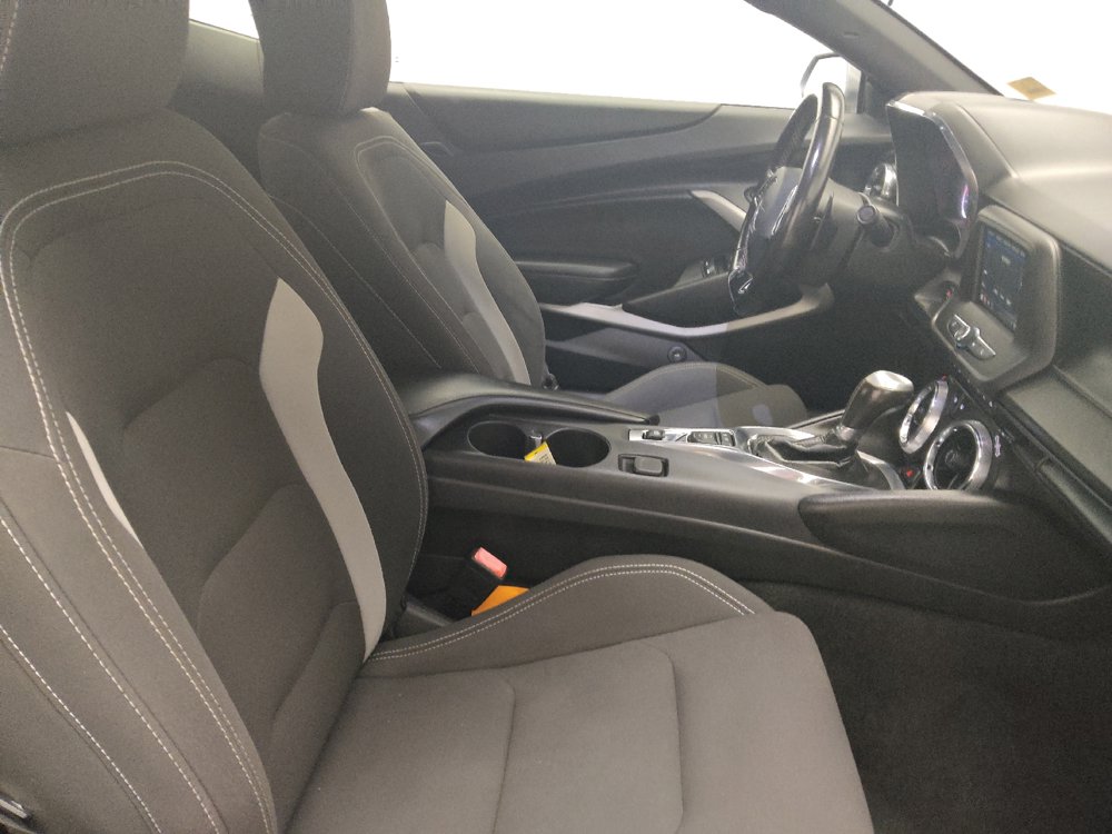 Used 2019 Chevrolet Camaro LT RWD image 21