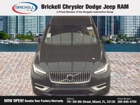 Used 2022 Volvo XC90 T6 Momentum w/ Advanced Package AWD/4WD image 8