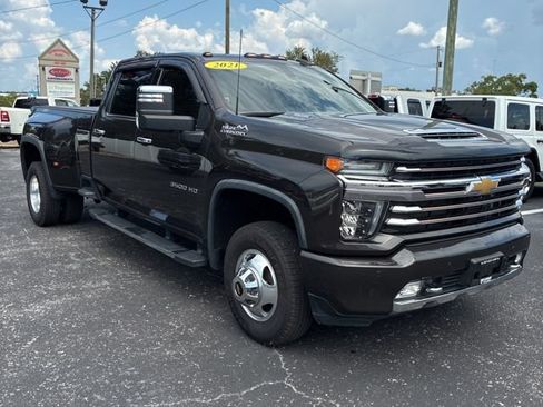 Used 2021 Chevrolet Silverado 3500 High Country AWD/4WD image 6