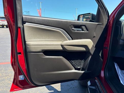Used 2023 Chevrolet Colorado ZR2 w/ ZR2 Convenience Package III AWD/4WD image 13