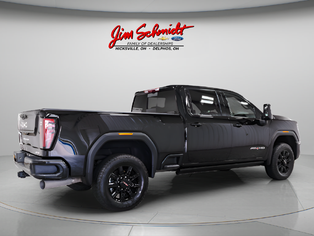 Used 2026 GMC Sierra 3500 AT4 w/ AT4 Premium Plus Package AWD/4WD image 6
