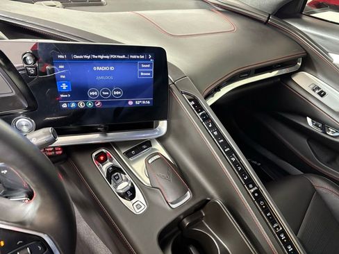 Used 2020 Chevrolet Corvette Stingray Premium Conv w/ 3LT Preferred Equipment Group image 27