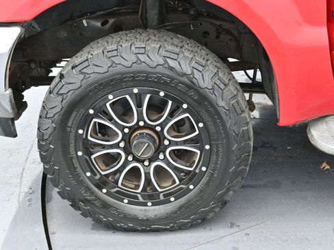 Used 2001 Ford F250 Lariat image 30