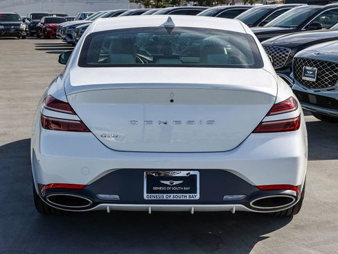 Used 2025 Genesis G70 2.5T image 5
