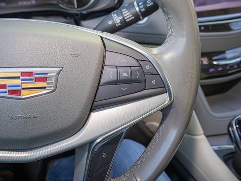 Used 2022 Cadillac XT5 Premium Luxury image 21