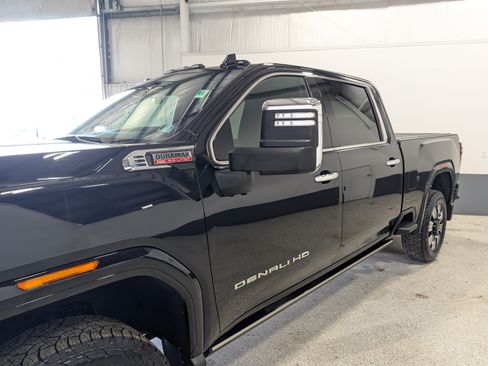 Used 2024 GMC Sierra 2500 Denali w/ Technology Package AWD/4WD image 6