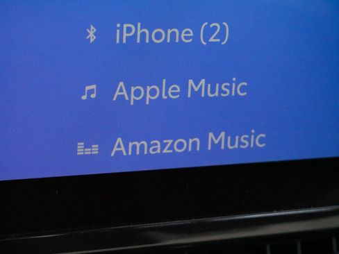 Certified 2025 Toyota Corolla LE image 29