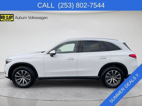 Used 2024 Mercedes-Benz GLC 300 4MATIC image 7