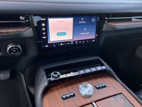 Certified 2025 Lincoln Navigator L Black Label image 20