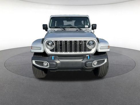 Certified 2024 Jeep Wrangler Unlimited Sahara AWD/4WD image 9