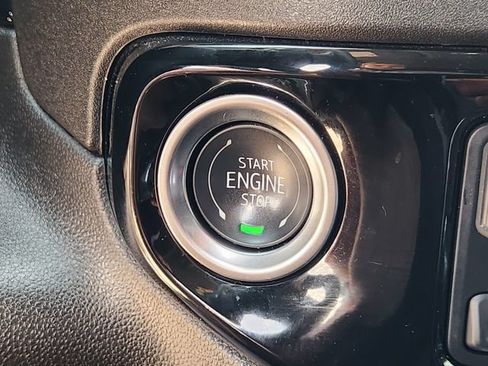 Used 2025 Chevrolet Silverado 1500 RST AWD/4WD image 20