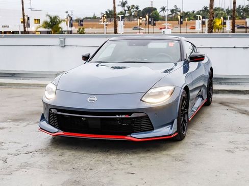 Used 2024 Nissan Z NISMO w/ Floor Mat Package RWD image 4