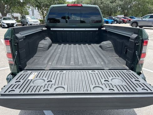 Used 2024 Nissan Frontier SV w/ SV Convenience Package RWD image 48