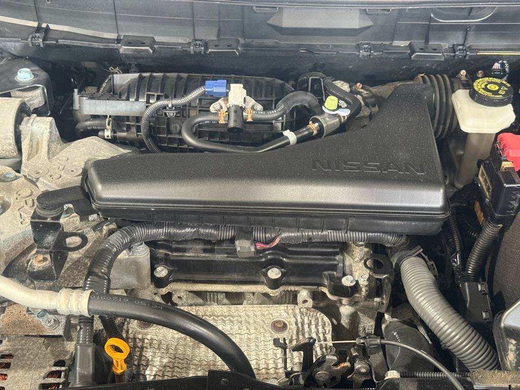 Used 2017 Nissan Rogue SV AWD/4WD image 40