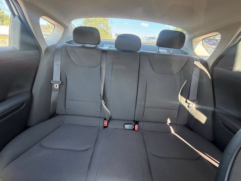 Used 2026 Kia K4 FWD image 38