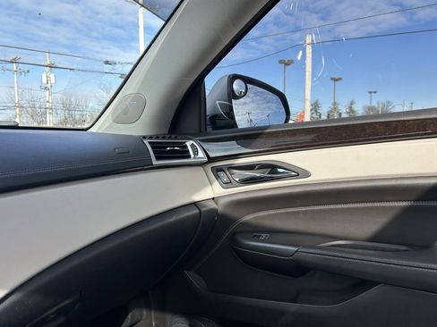 Used 2014 Cadillac SRX Luxury w/ Driver Awareness Package image 23
